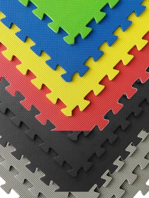 atami 60x60x1cm antideslizante en color negro, gris y multicolor.