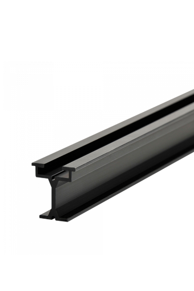 Carril Eurotrack Rail Black de metal anodizado negro, utilizado en sistemas de suspensión para cortinas y paneles, disponible en 2 m y 5 m de longitud.